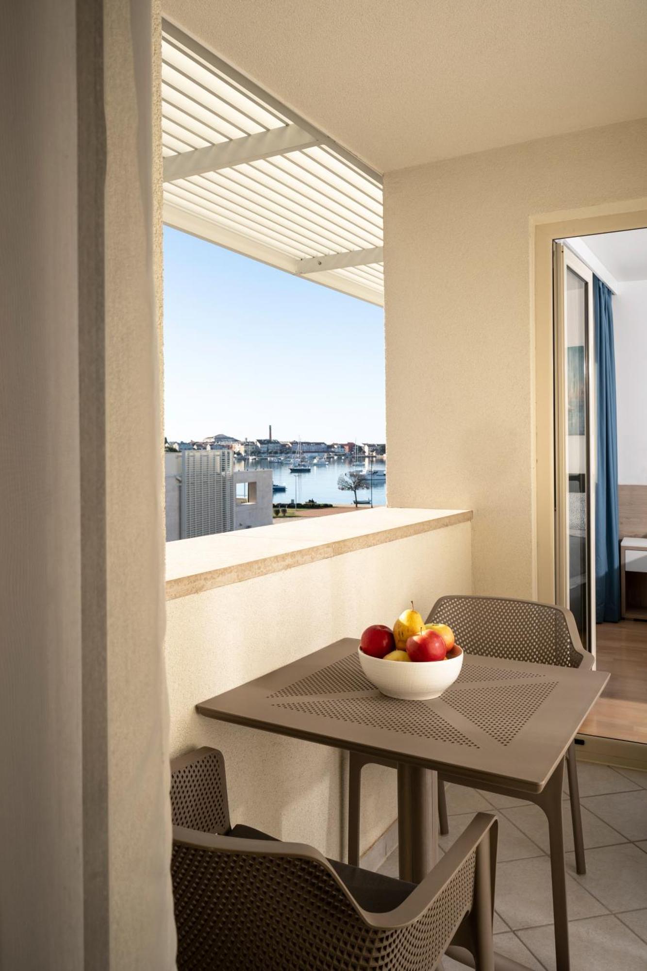 Humagum Sea View Apartment - Garden Palace Umag Ngoại thất bức ảnh