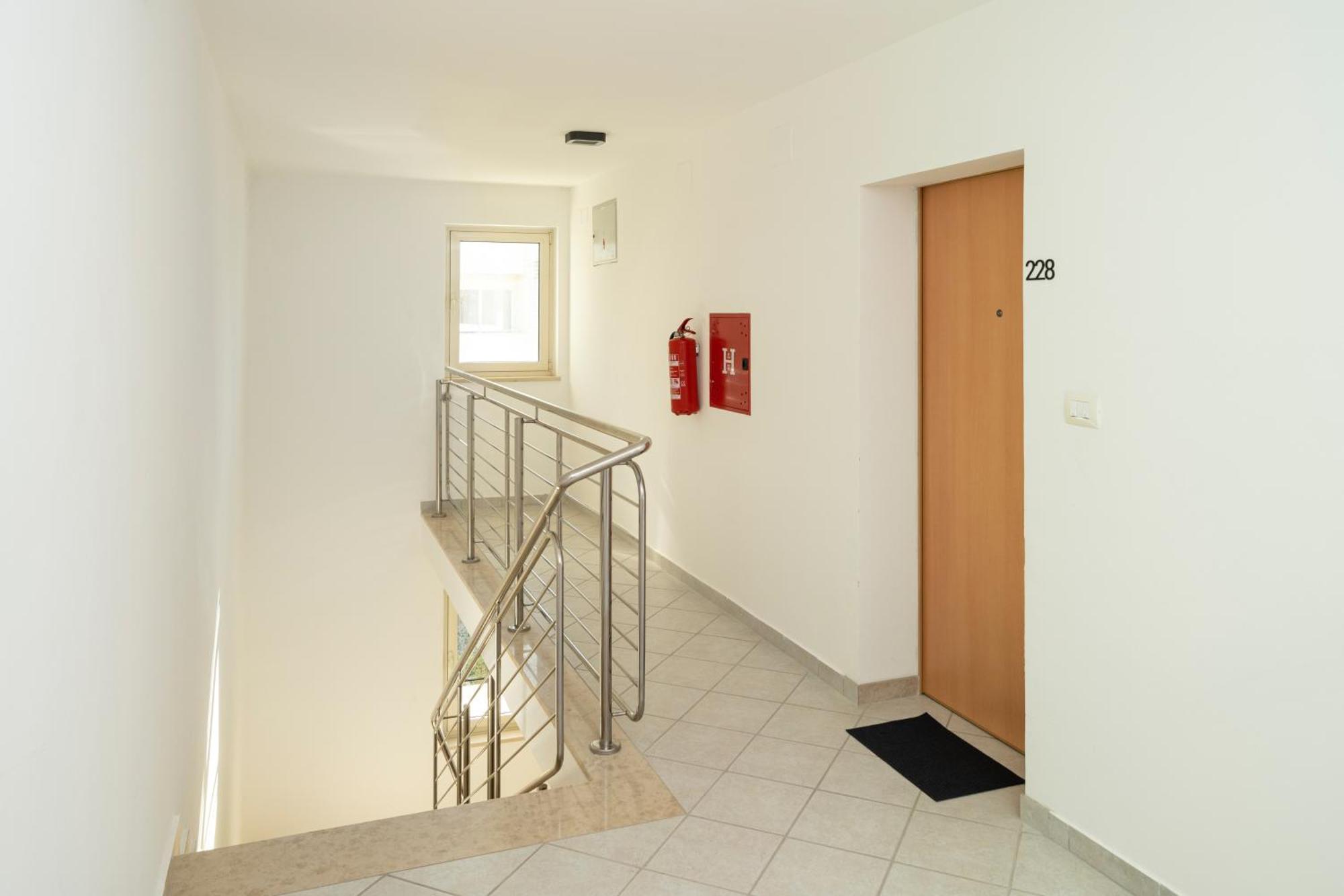 Humagum Sea View Apartment - Garden Palace Umag Ngoại thất bức ảnh