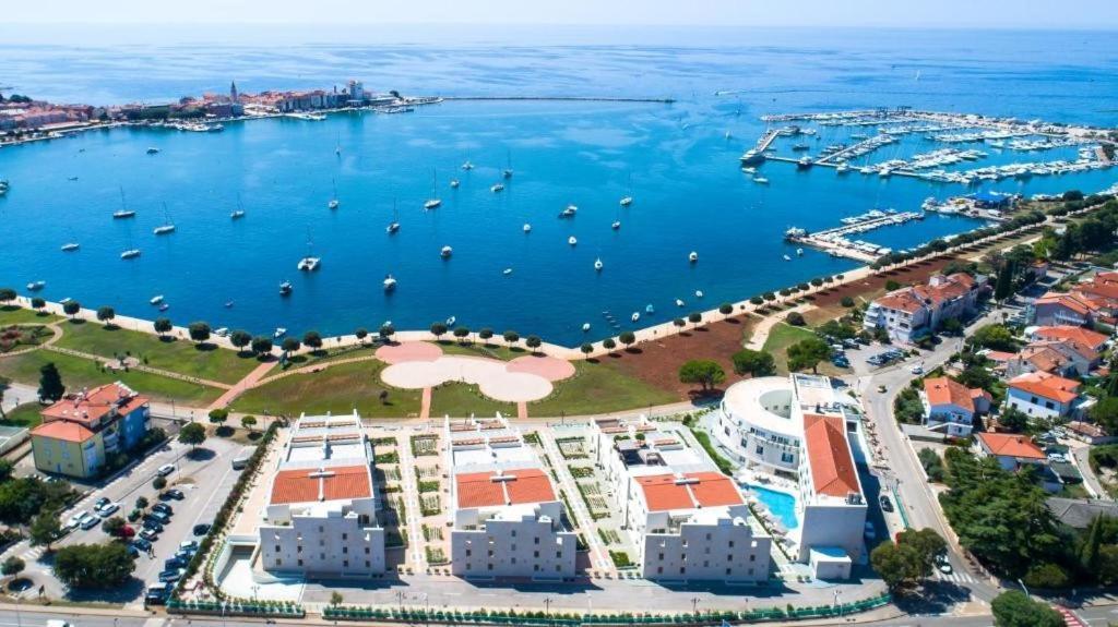 Humagum Sea View Apartment - Garden Palace Umag Ngoại thất bức ảnh